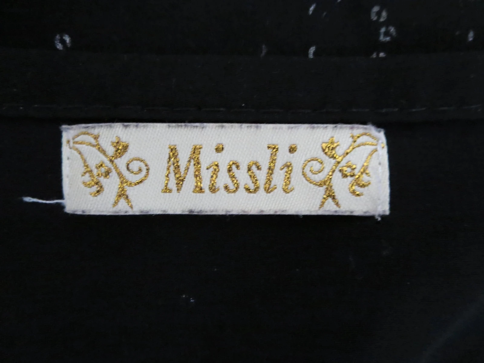Haut noir élégant - Marque Missli - Taille  40-42 – photo 3